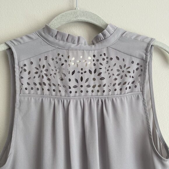 Maeve Anthropologie Womens Size 4 Gray Luca Laser Cut Tie Blouse Sleeveless Top - Picture 8 of 10